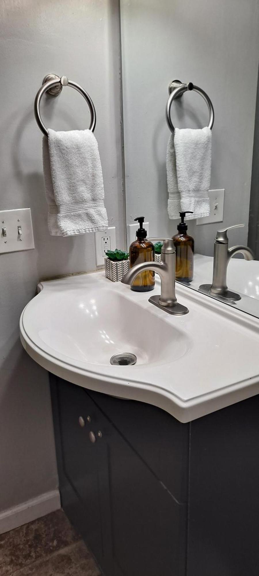 Modern Duplex Near Arenas, Hospitals, Universities, & Attractions Tower Grove Bagian luar foto